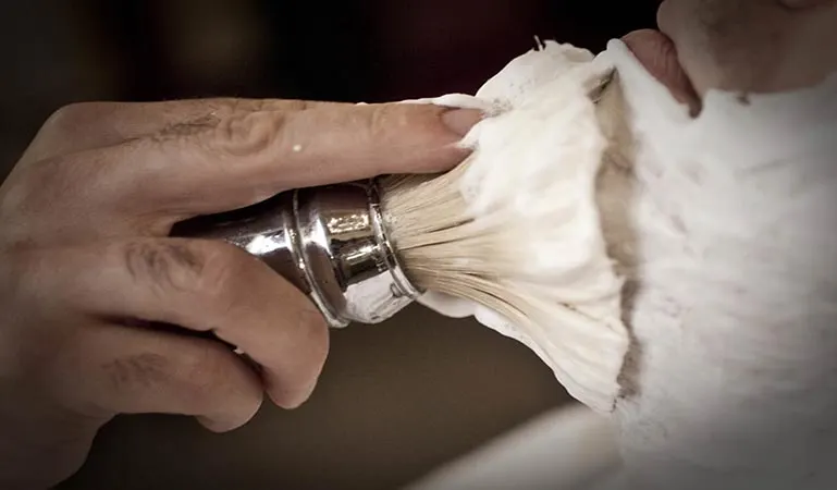 rasage traditionnel